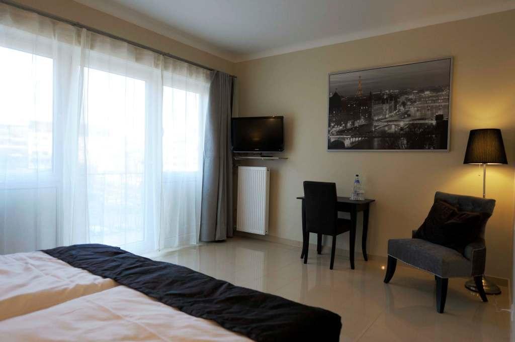 Hotel Continental Саарбрюккен Номер фото